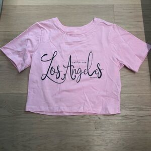 cute cropped LA tee